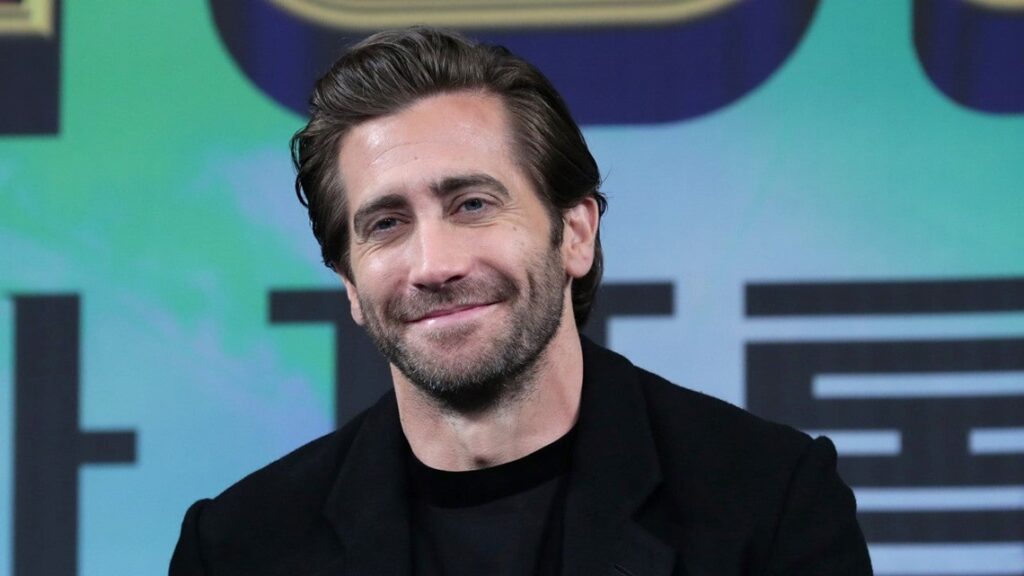 "Jake Gyllenhaal" " early life and career highlights with focus on his movies, family background, and Hollywood achievements."